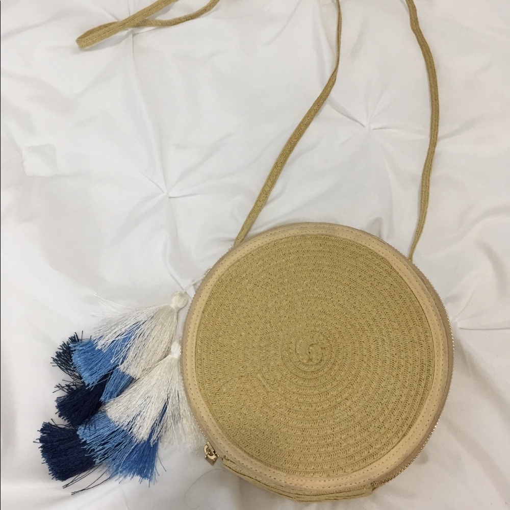 SUPER trendy round basket bag